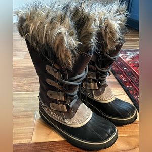 Sorel- Joan of Arctic winter snow boot